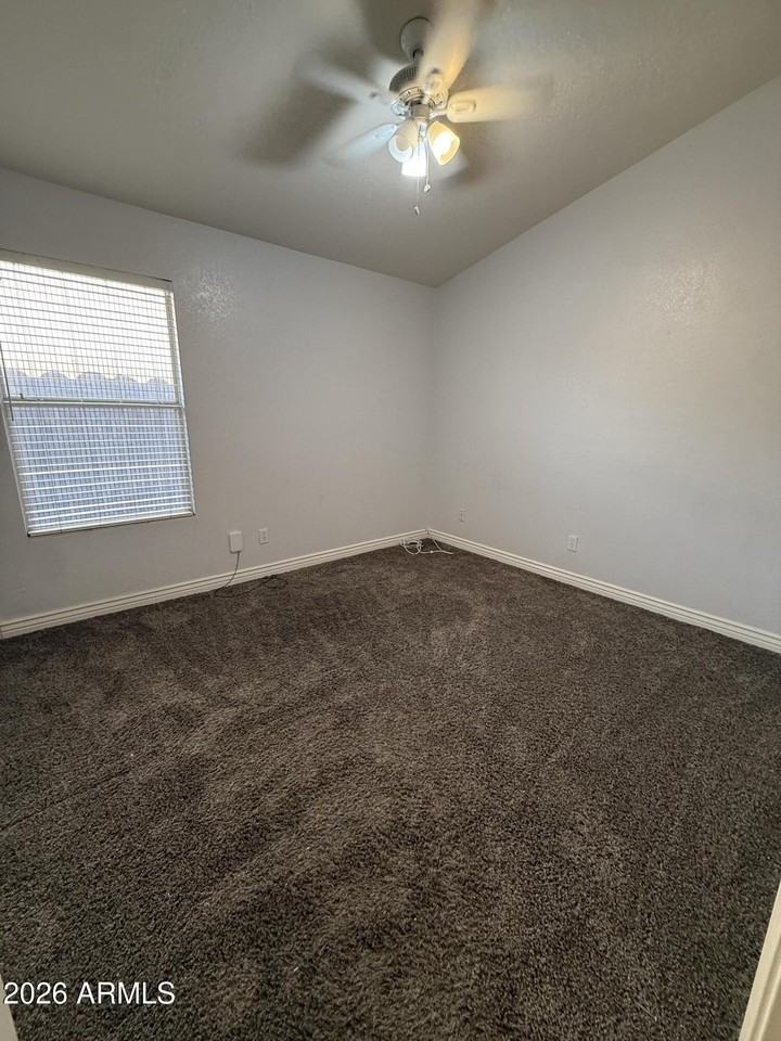 1265 E Spur Ave - Photo 6 of 14
