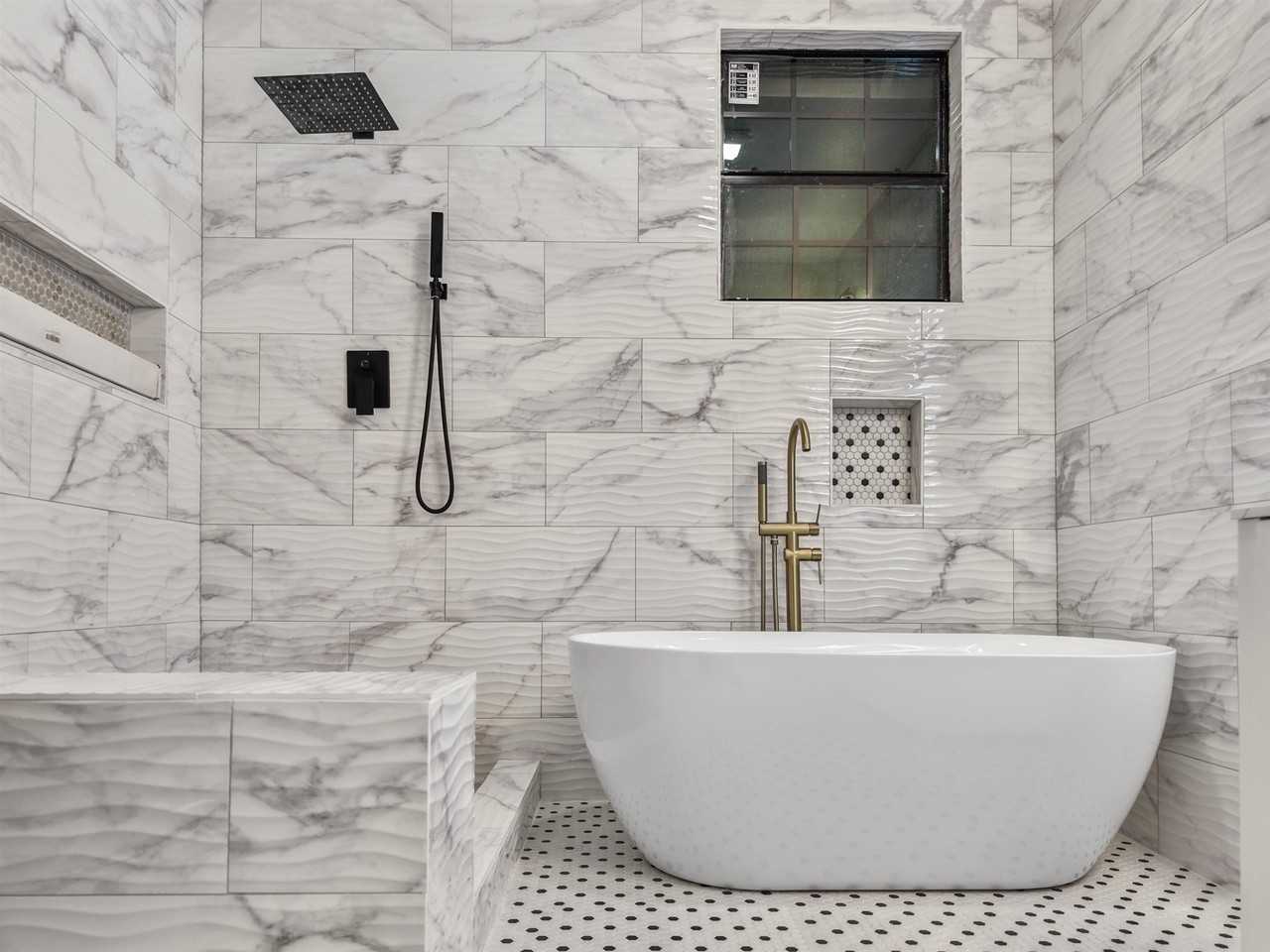 2322 Allen St - Photo 7 of 15