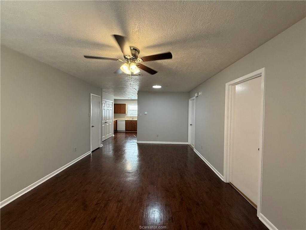 918 Spring Loop #C - Photo 2 of 11