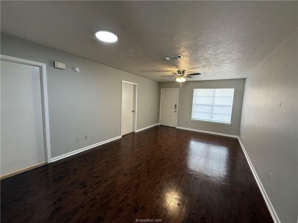 918 Spring Loop #C - Photo 3 of 11