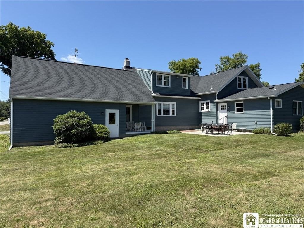 47 Bentley Ave - Photo 5 of 33