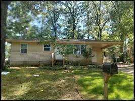 featured image of 7 S Wakefield Dr