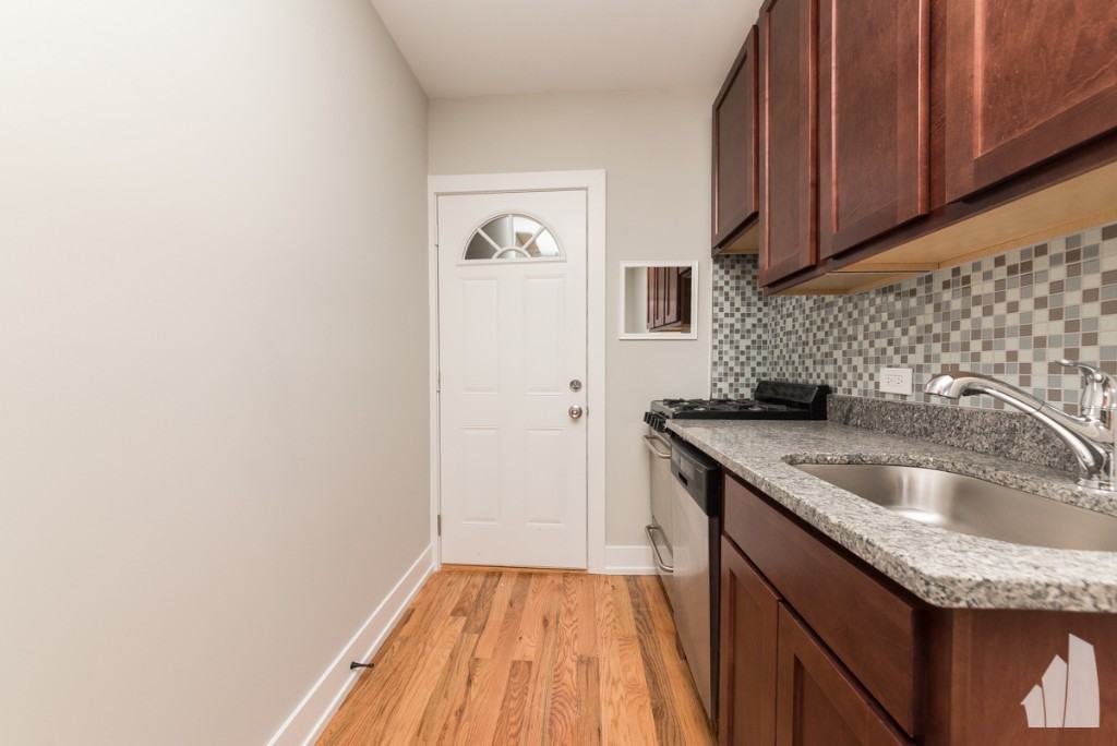 2900 N Mildred Ave #2914GN - Photo 7 of 11