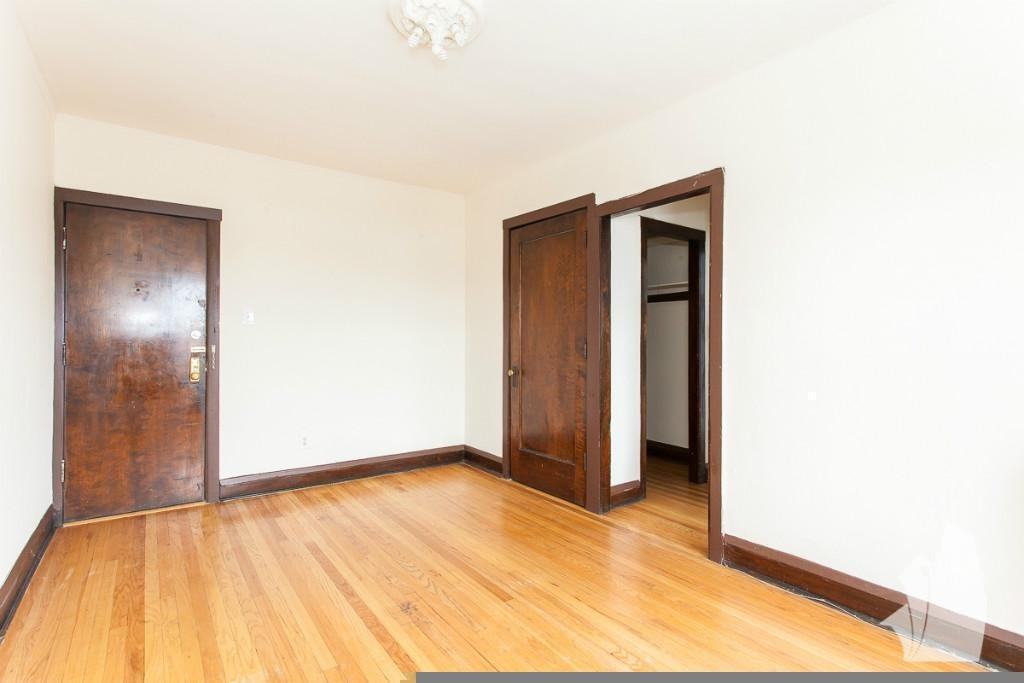 2700 N Spaulding Ave #2700-3EE - Photo 2 of 7