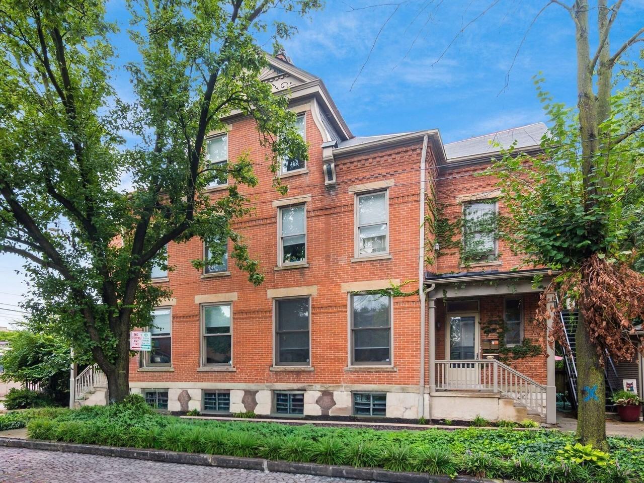 36 E Kossuth St #36B - Photo 2 of 26