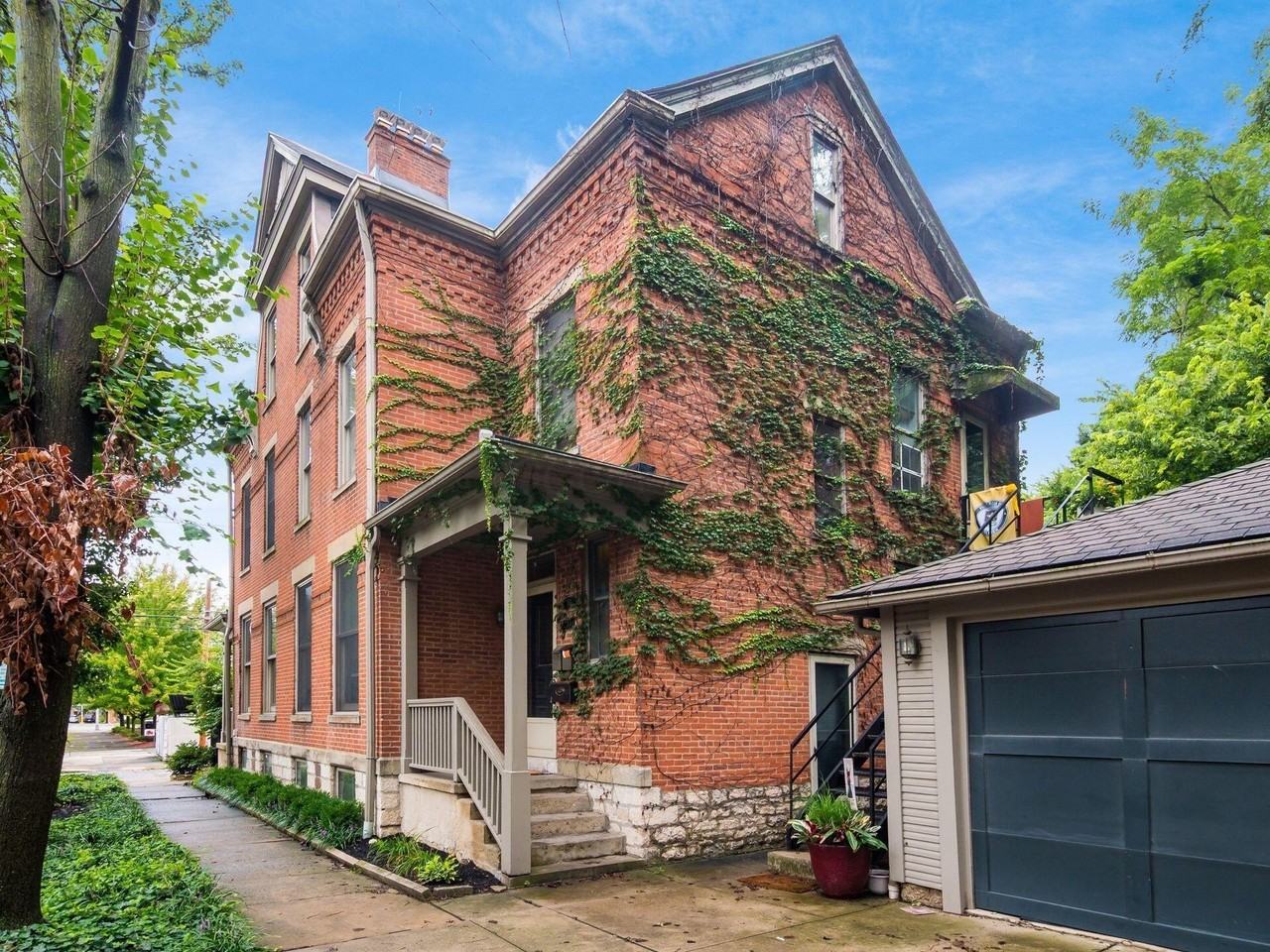 36 E Kossuth St #36B - Photo 3 of 26