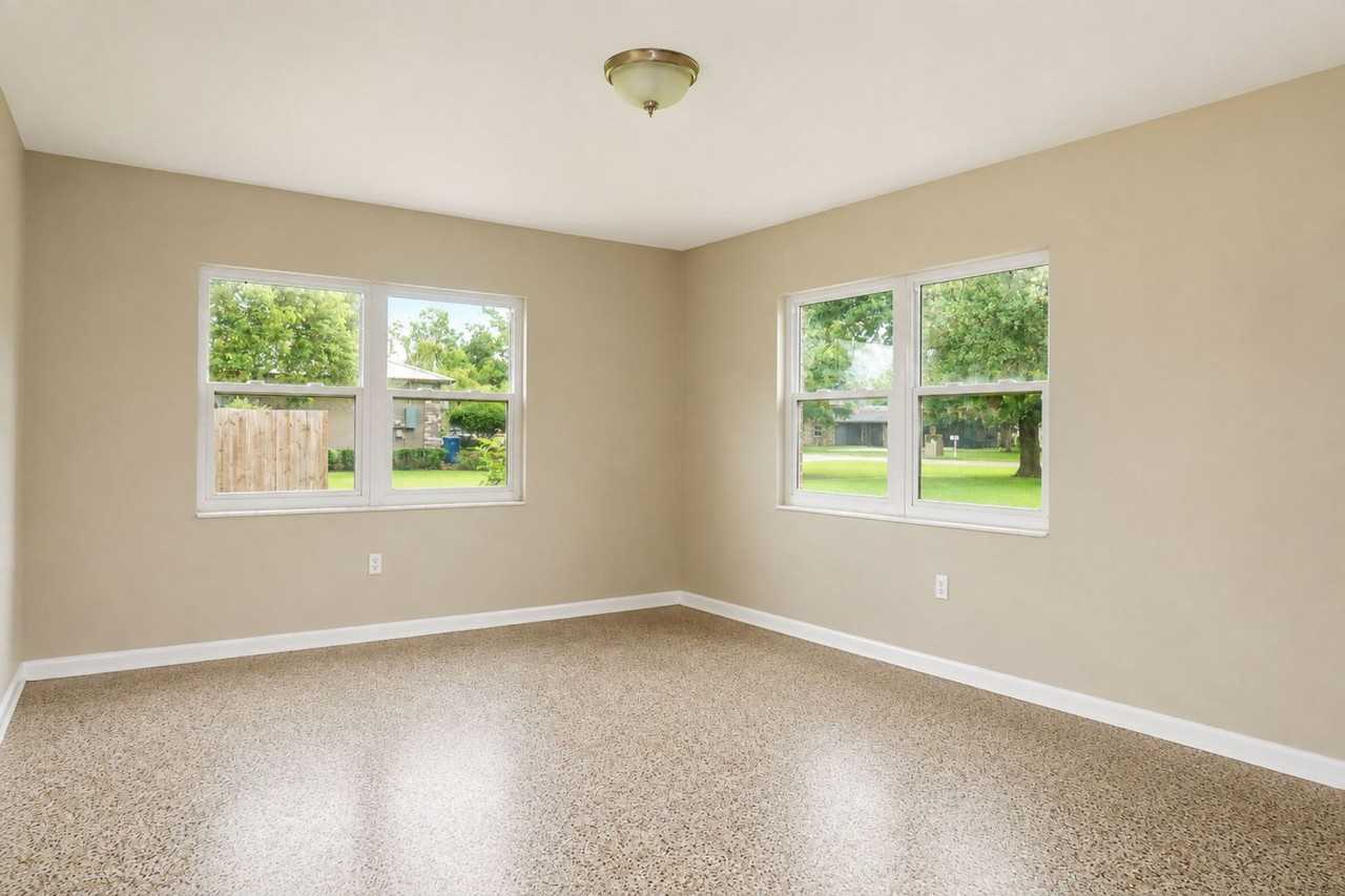 6008 Bob Head Rd - Photo 4 of 18