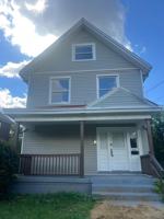 featured image of 737 Wells St