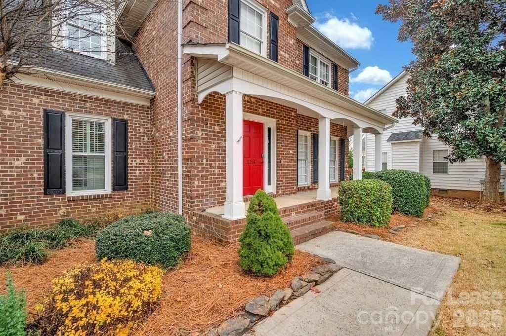 1210 Mendenhall Ct - Photo 2 of 38