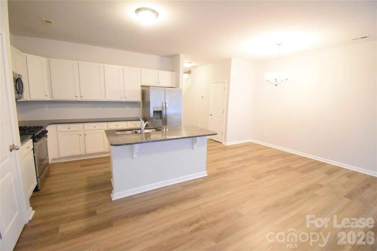 220 Briana Marie Way - Photo 5 of 30