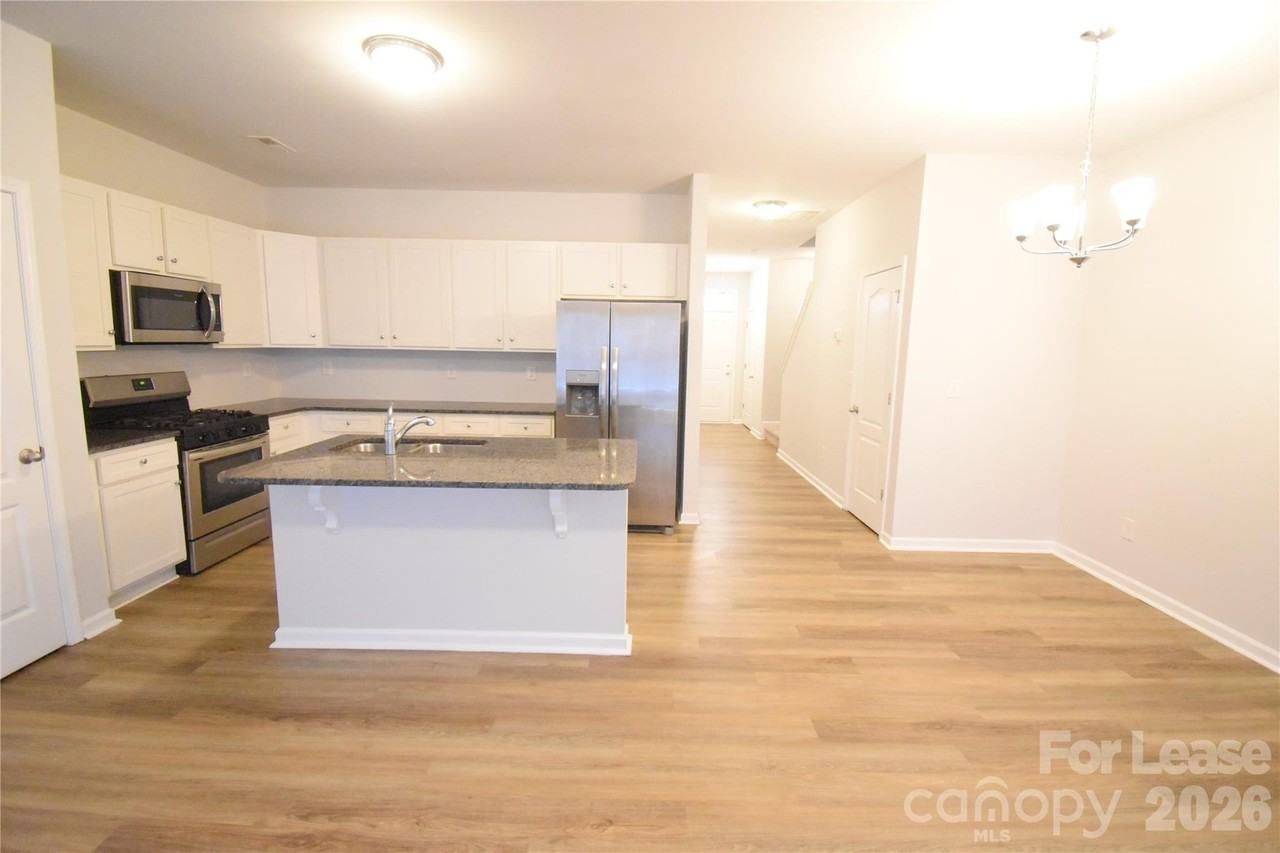 220 Briana Marie Way - Photo 6 of 30
