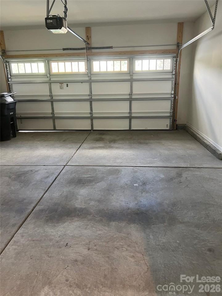 315 Grove Gate Ln - Photo 2 of 32