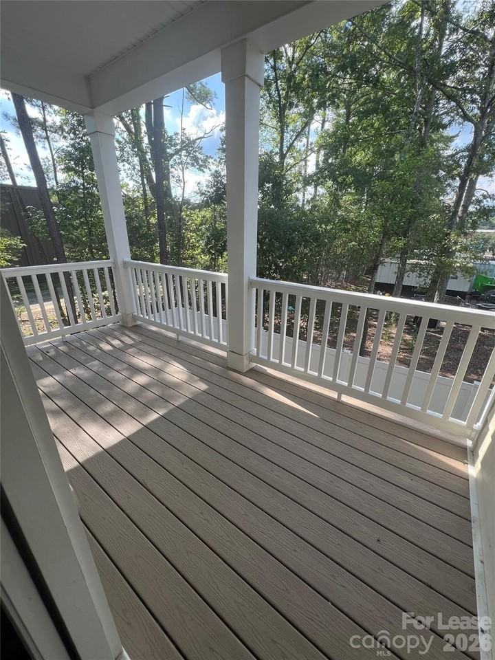 315 Grove Gate Ln - Photo 6 of 32