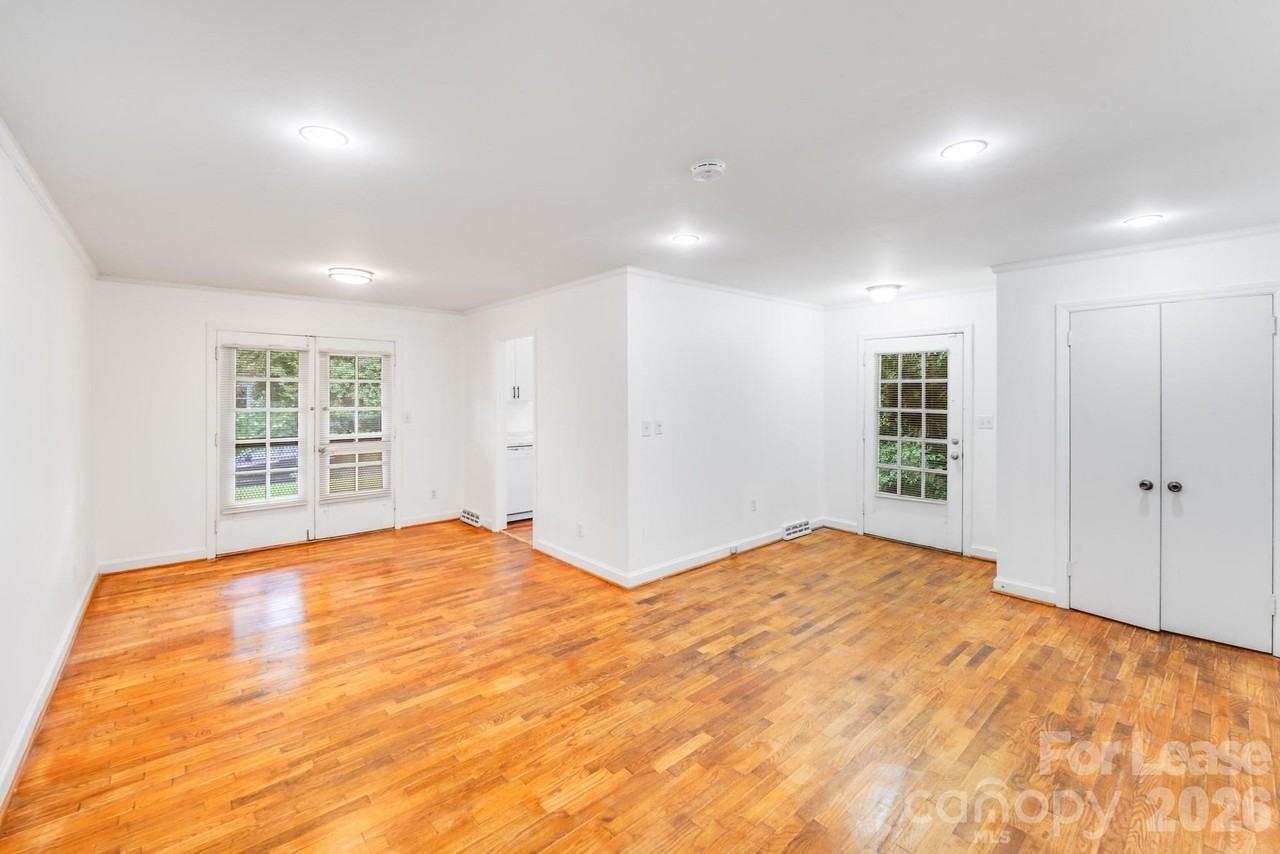 405 W Harvie Ave #B - Photo 2 of 18