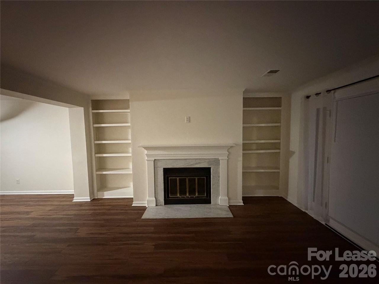 225 S Chase St - Photo 7 of 17