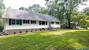1139 Brookside Dr - Photo 1 of 1