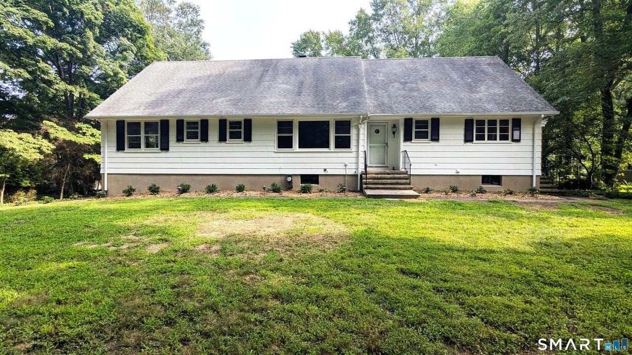 1139 Brookside Dr - Photo 2 of 29