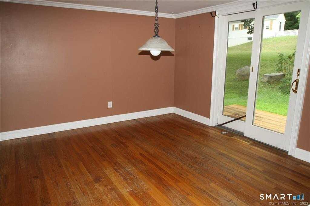 6 Cherry Ln - Photo 5 of 14