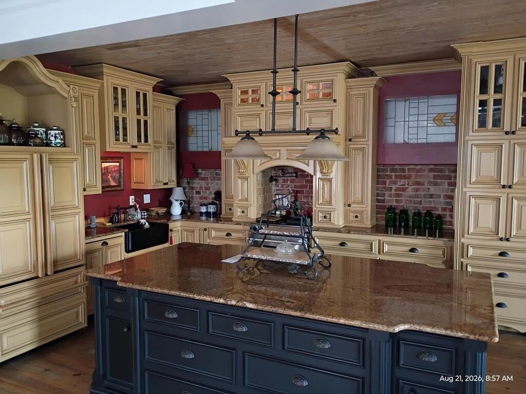 114 N 3rd Ave - Photo 7 of 24