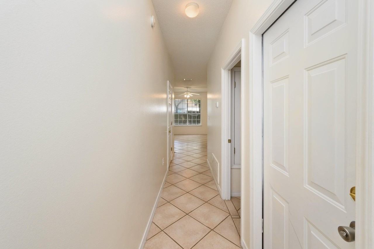 416 Bear Rd #B - Photo 5 of 34