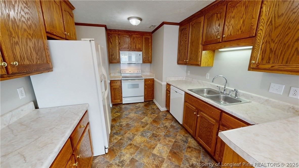 3004 Bolla Dr - Photo 6 of 26