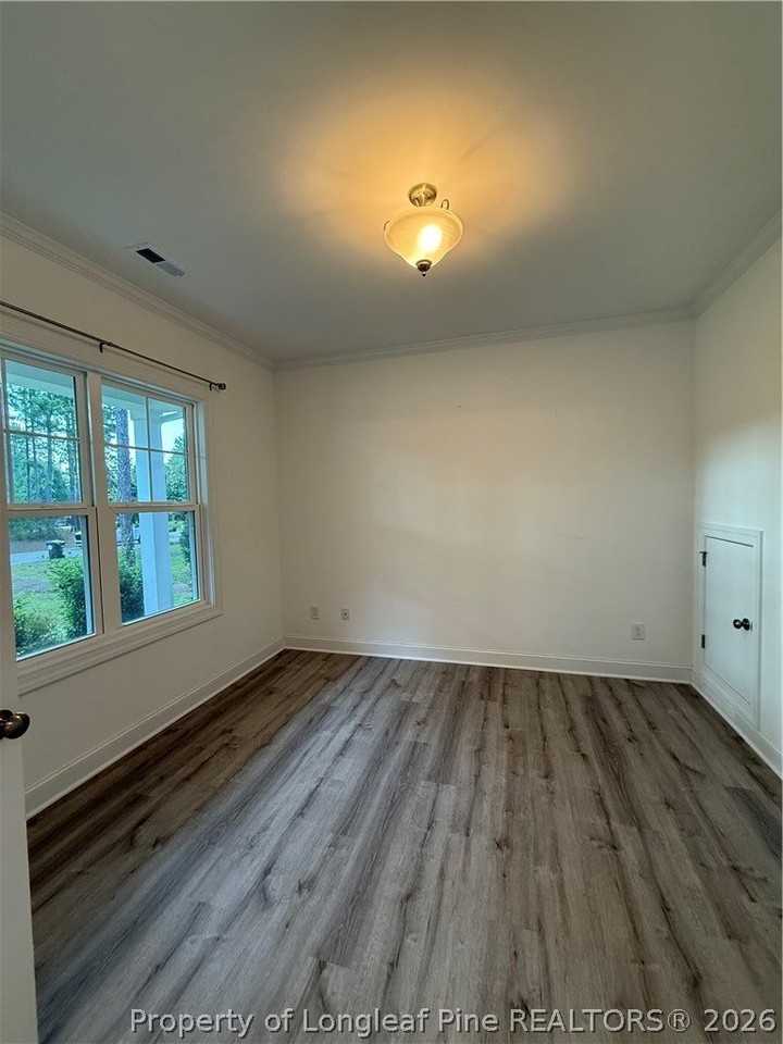 36 Micahs Way N - Photo 4 of 34