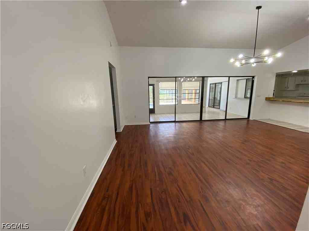 1110 Sw 15th Ave - Photo 5 of 29