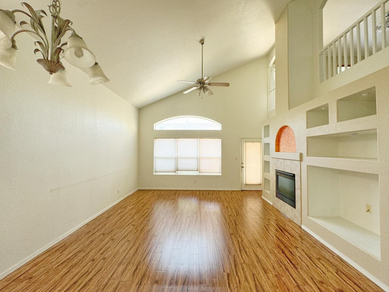 7424 Desert Eagle Rd Ne - Photo 4 of 43