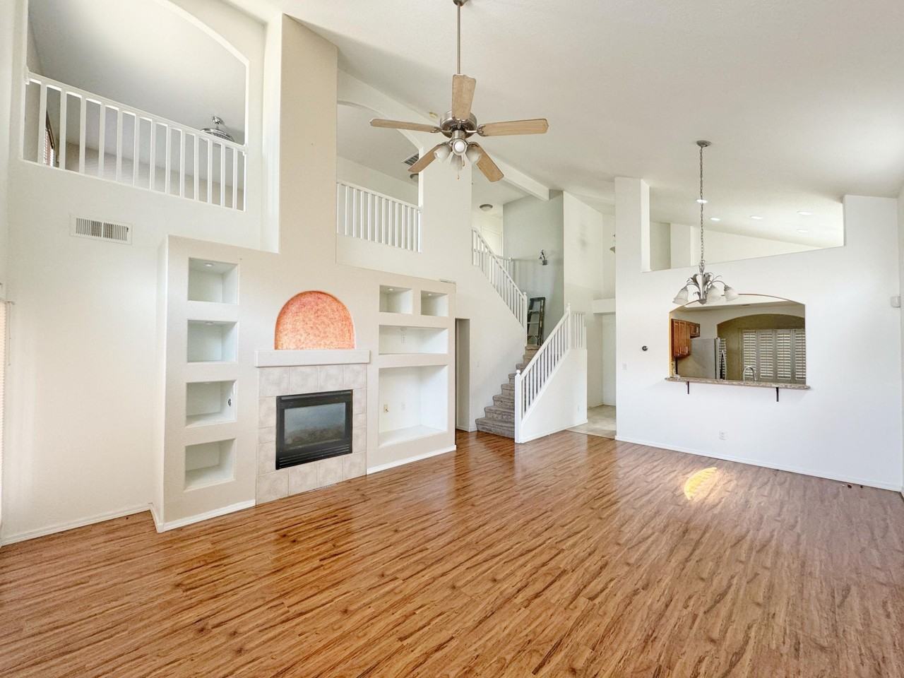 7424 Desert Eagle Rd Ne - Photo 7 of 43