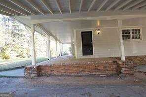 916 Jones Mill Rd - Photo 5 of 20