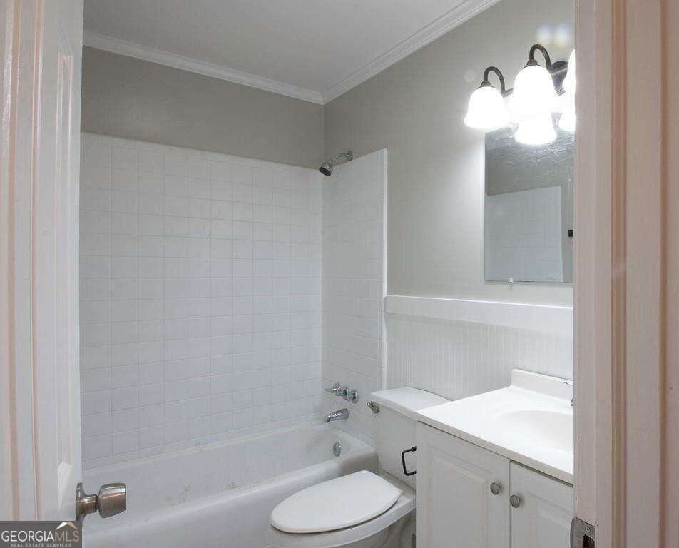916 Jones Mill Rd - Photo 6 of 20
