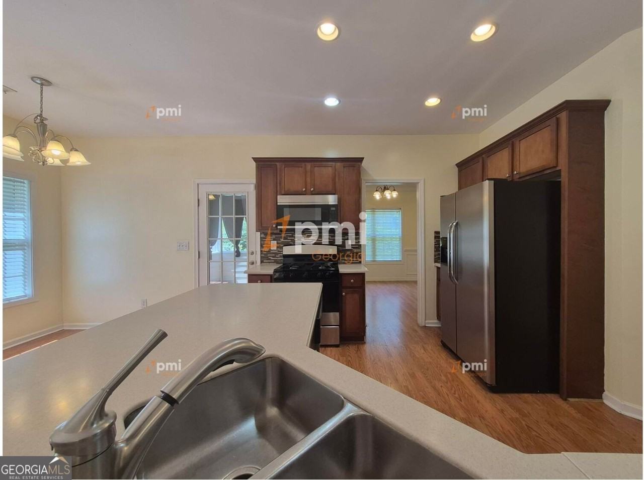 1560 Bramlett Hill Ln - Photo 3 of 25