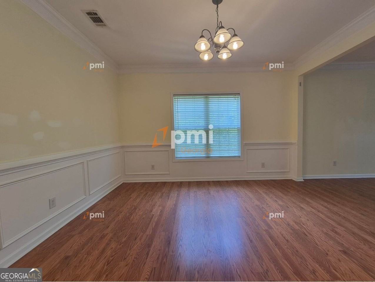 1560 Bramlett Hill Ln - Photo 7 of 25