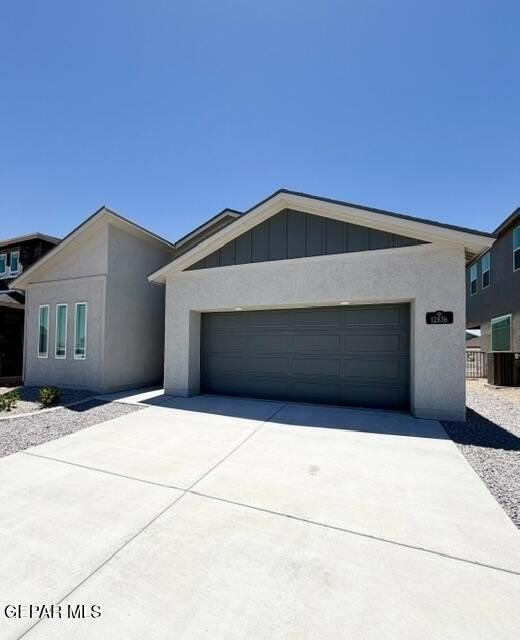 12836 Carefree Ave - Photo 2 of 25