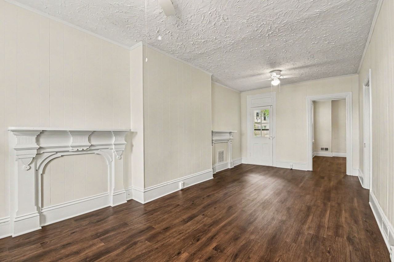 306 N College St - Photo 5 of 18