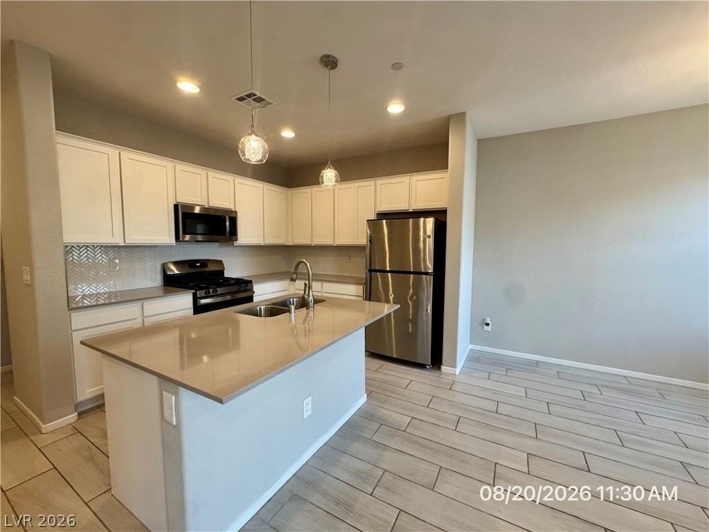 720 Sleeping City Ave - Photo 4 of 49