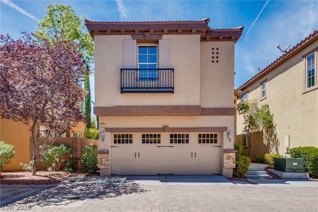 2305 Aragon Canyon St - Photo 2 of 33