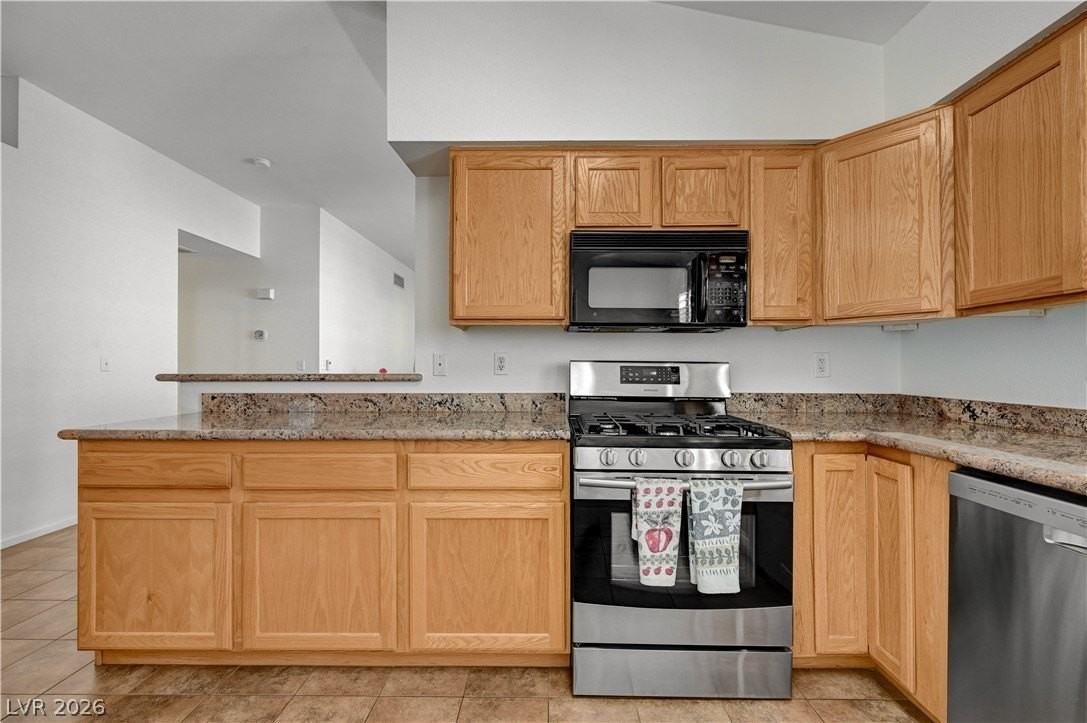 5001 Cedar Lawn Way - Photo 4 of 43