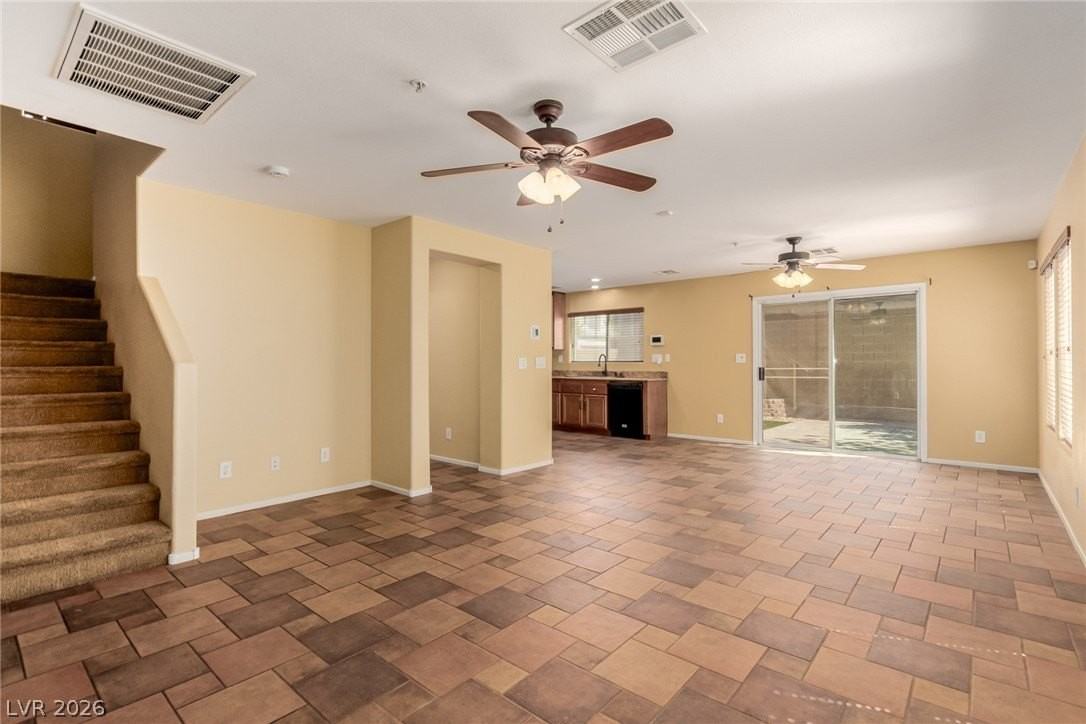 179 Redwood Pond Dr - Photo 3 of 32