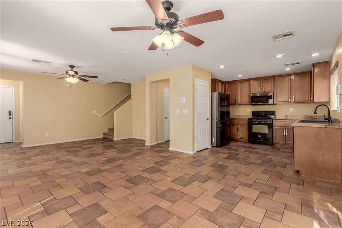 179 Redwood Pond Dr - Photo 7 of 32