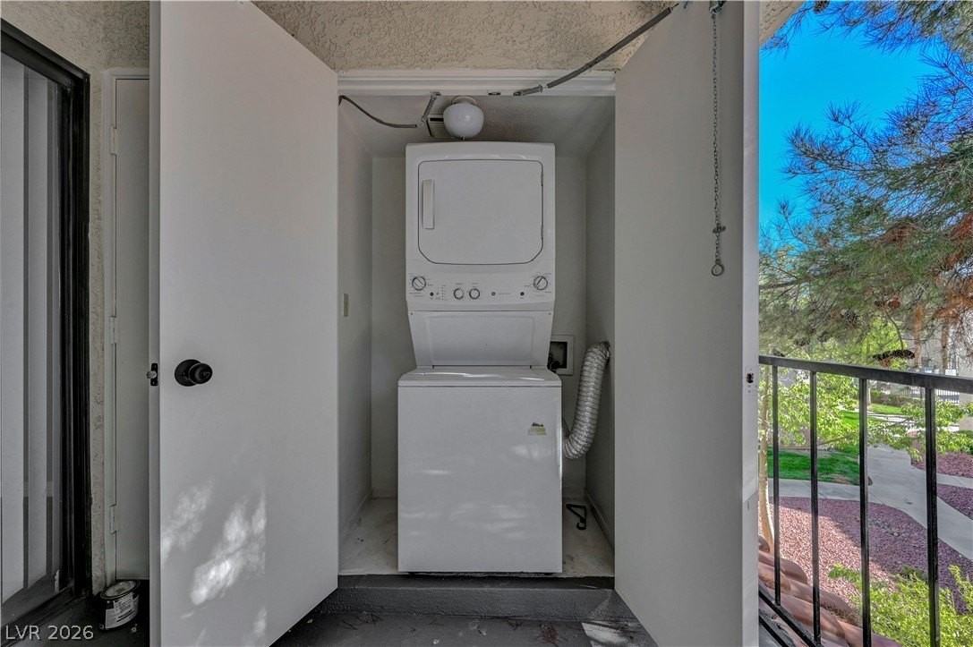 4730 Nara Vista Way #202 - Photo 2 of 32