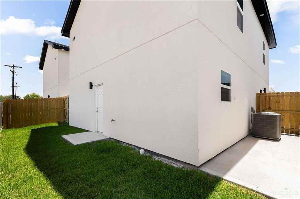 2409 E Viviana St #1 - Photo 3 of 19