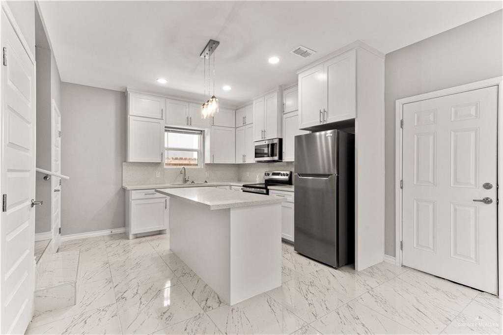 2409 E Viviana St #1 - Photo 6 of 19