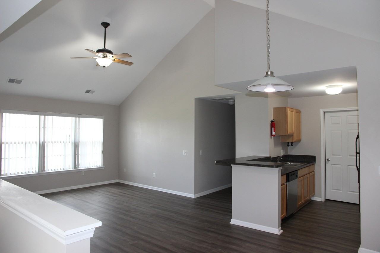 791 Addington Ln - Photo 2 of 32