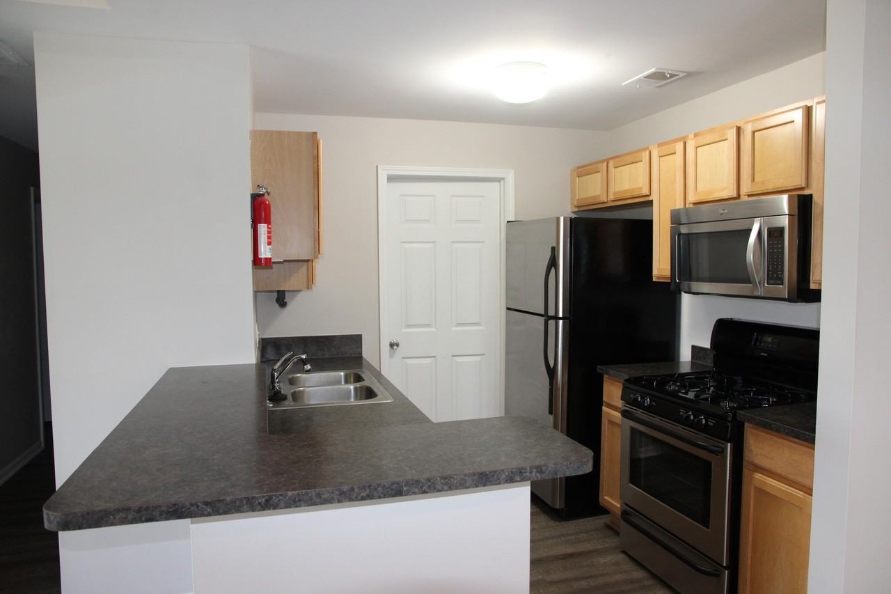 791 Addington Ln - Photo 6 of 32