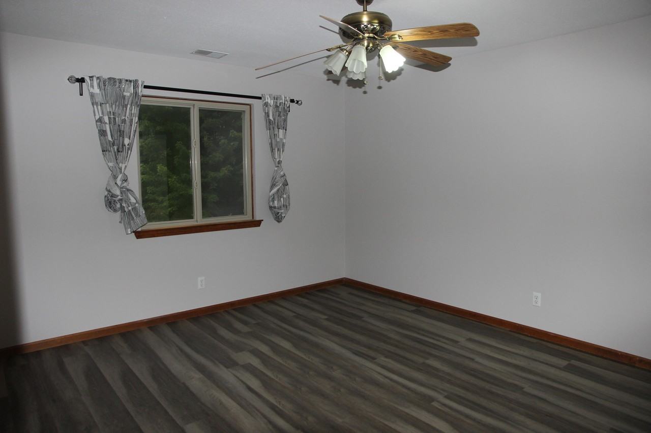 2396 Quarterback Ct #7 - Photo 5 of 23