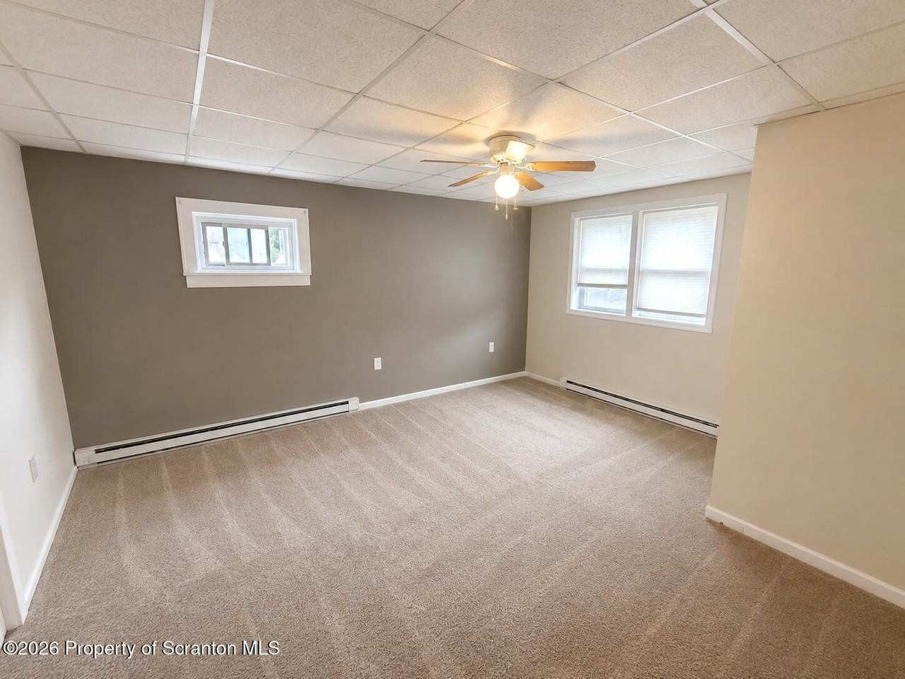 1276 Main St #B - Photo 3 of 9