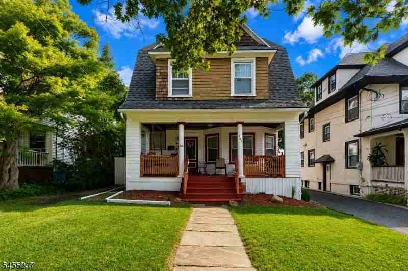 165 Claremont Ave #1 - Photo 2 of 23