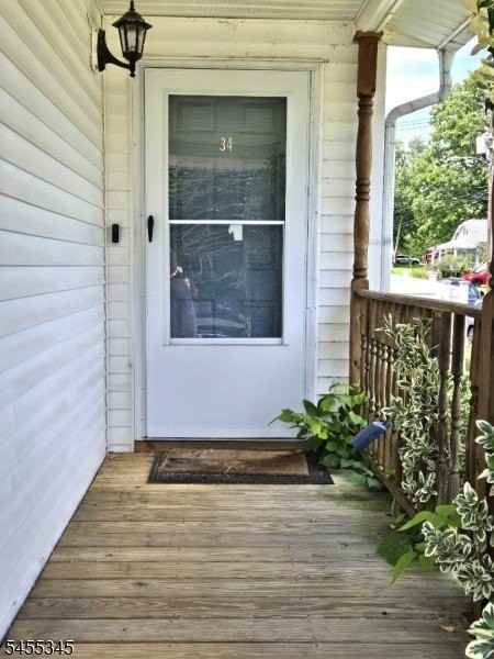 34 Carlton Ave - Photo 2 of 26