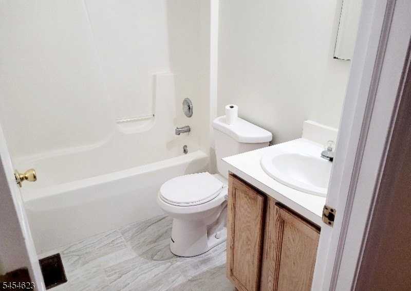 26 Cambridge St - Photo 3 of 10